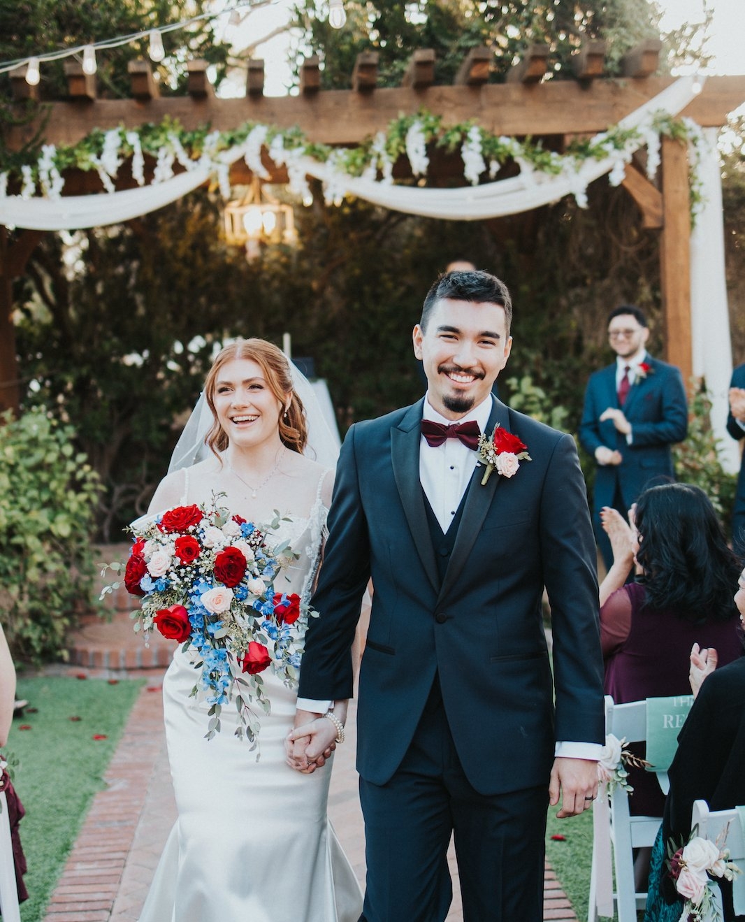 carousel-hero-element image-0