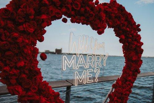 mobile - carousel-hero-element image-2