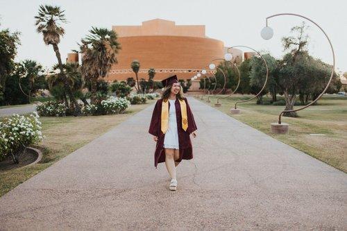 mobile - carousel-hero-element image-2