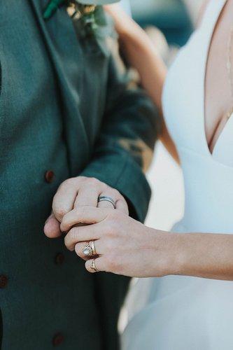 mobile - carousel-hero-element image-1