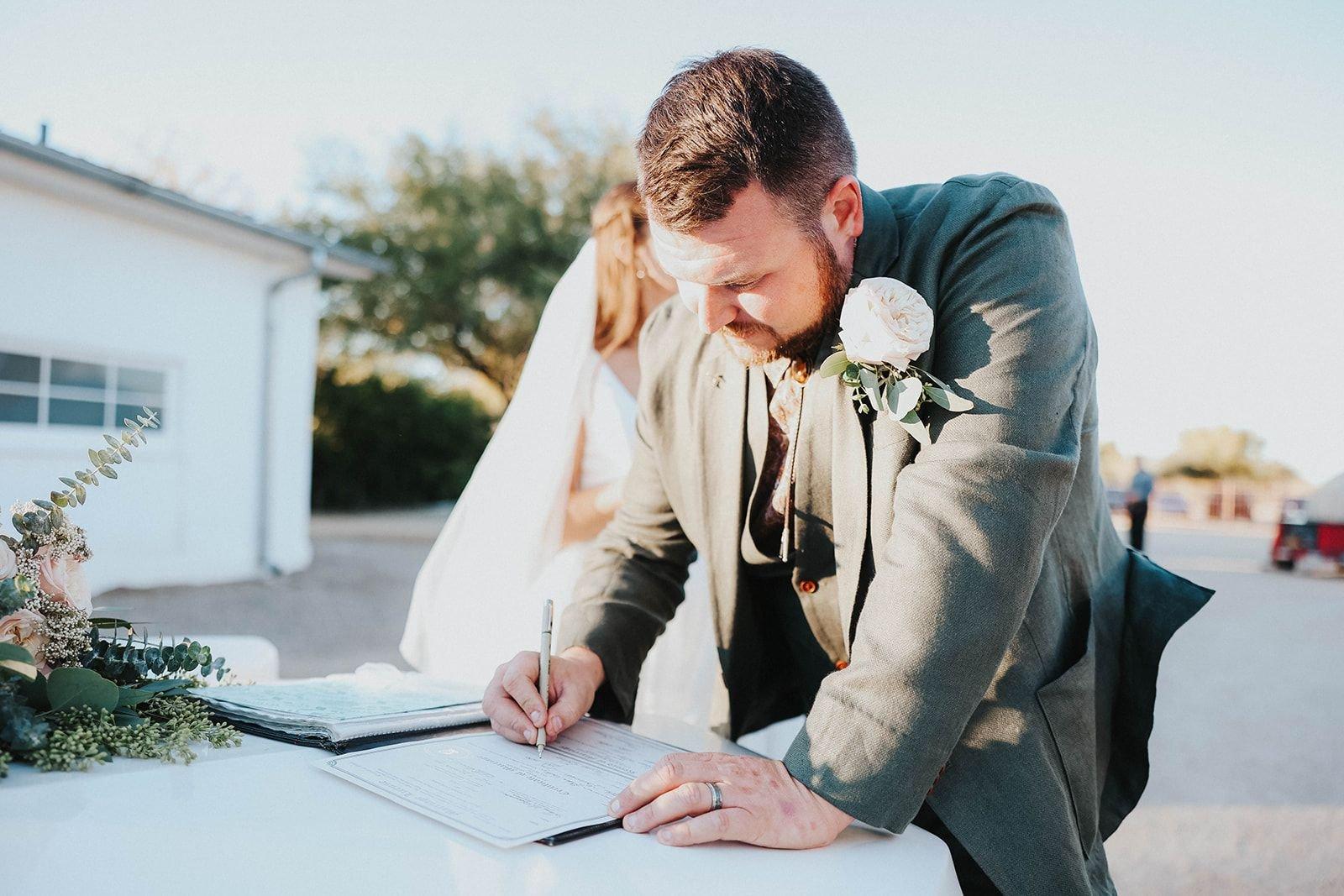 carousel-hero-element image-10