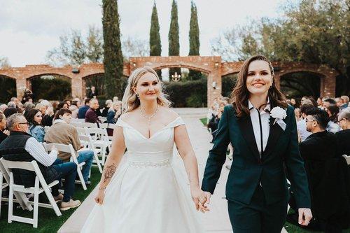 mobile - carousel-hero-element image-0