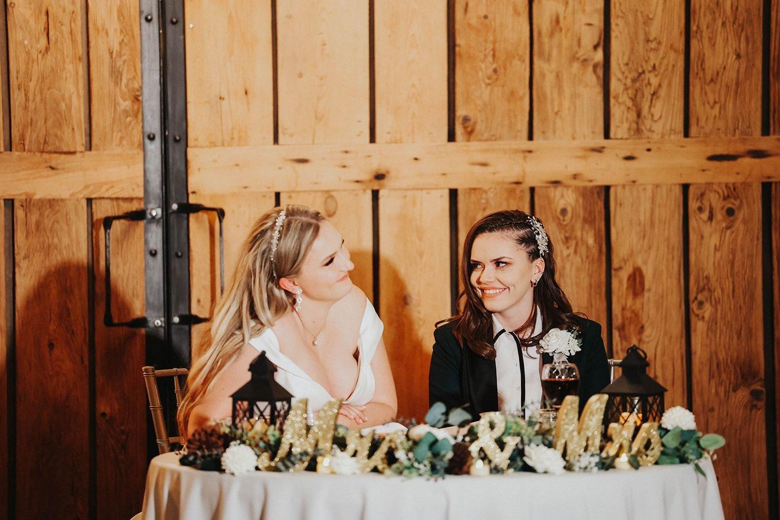 carousel-hero-element image-3